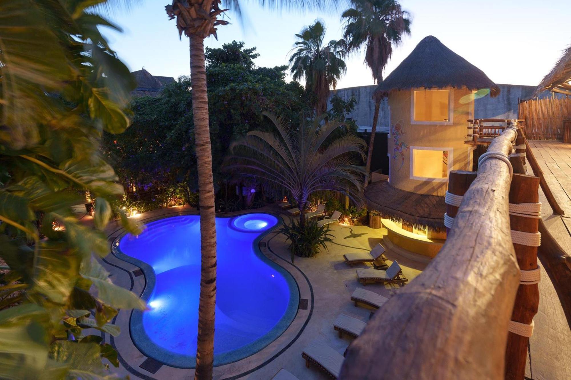 Exe El Pueblito Hotell Isla Holbox Exteriör bild