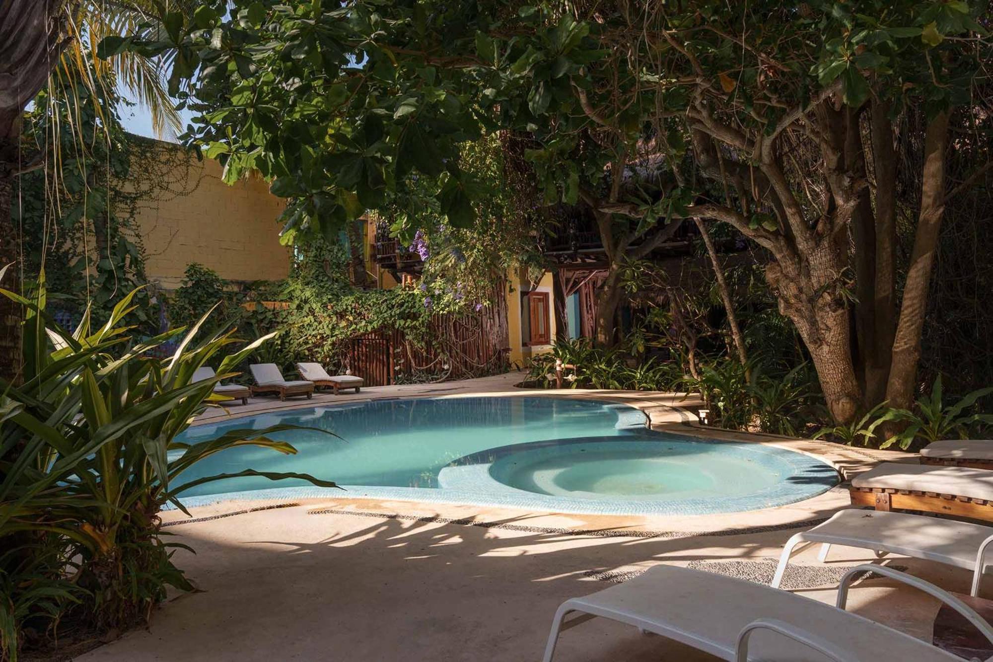 Exe El Pueblito Hotell Isla Holbox Exteriör bild