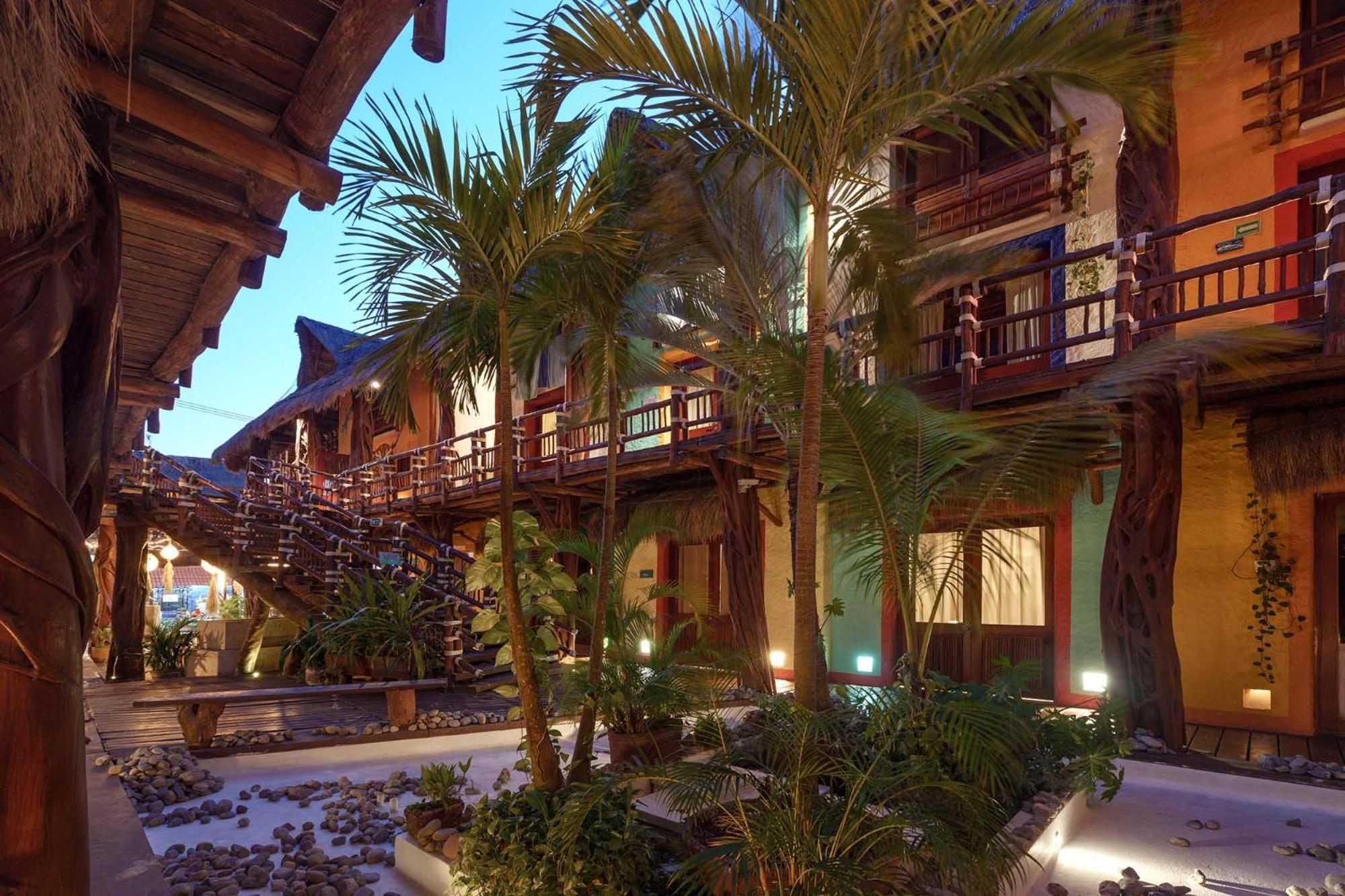 Exe El Pueblito Hotell Isla Holbox Exteriör bild