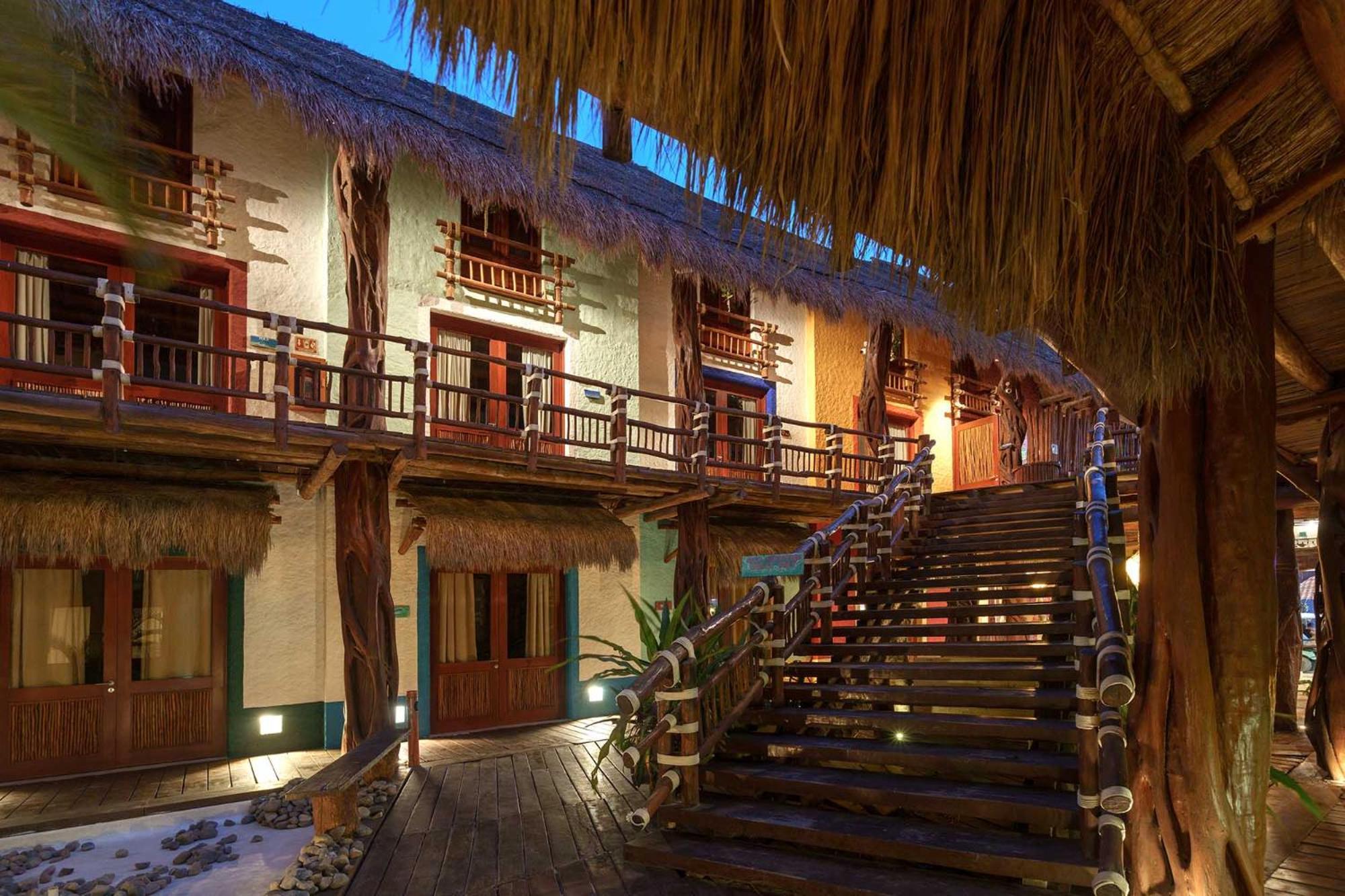 Exe El Pueblito Hotell Isla Holbox Exteriör bild
