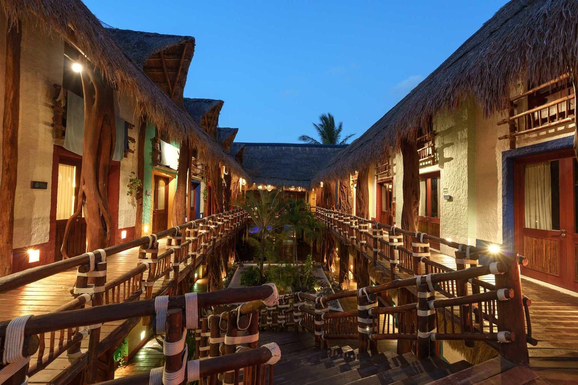 Exe El Pueblito Hotell Isla Holbox Exteriör bild
